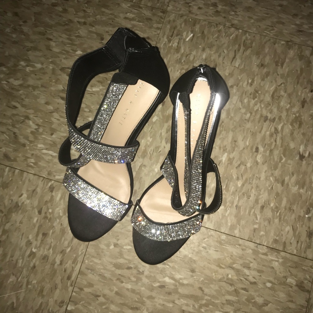 Beautiful black open toe shoes